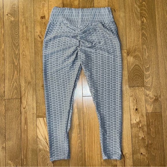 Viral Amazon leggings honeycomb pattern - Picture 2 of 2